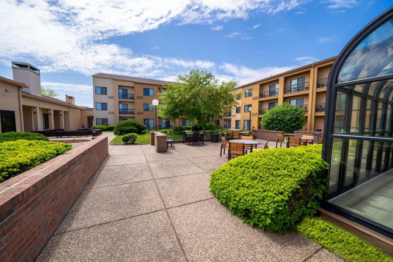 Iowa Inn Bettendorf Quad Cities Zewnętrze zdjęcie