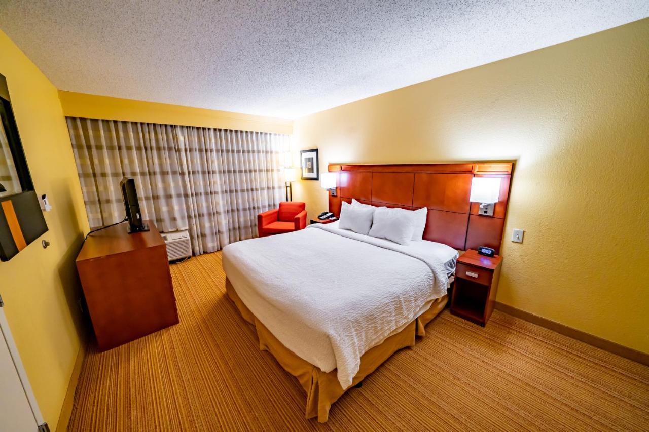Iowa Inn Bettendorf Quad Cities Zewnętrze zdjęcie