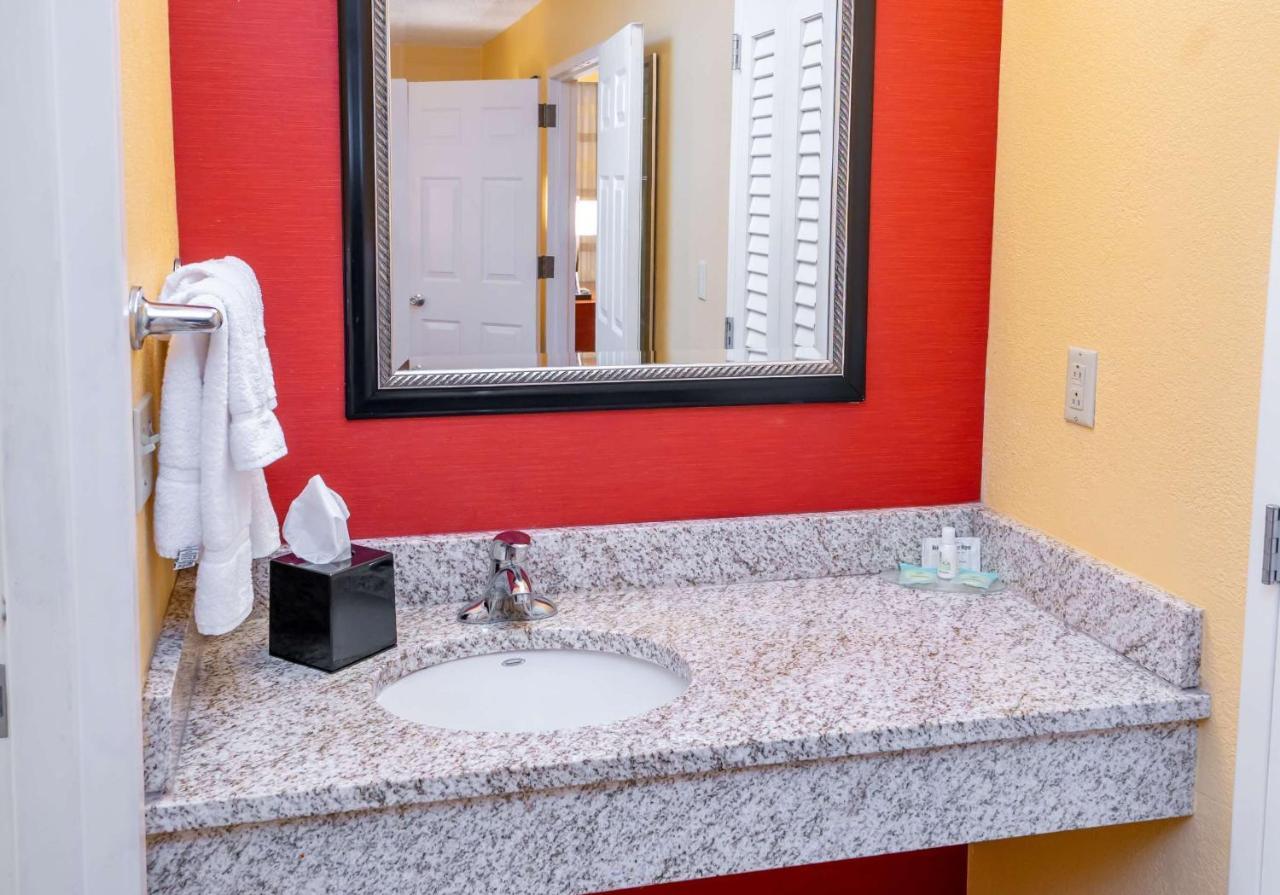 Iowa Inn Bettendorf Quad Cities Zewnętrze zdjęcie